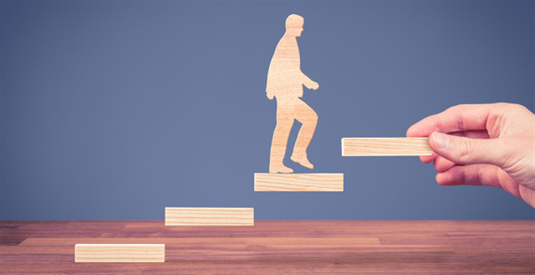 多站點(diǎn)管理神器+廣告實(shí)操，躺贏Q4收割4倍曝光！