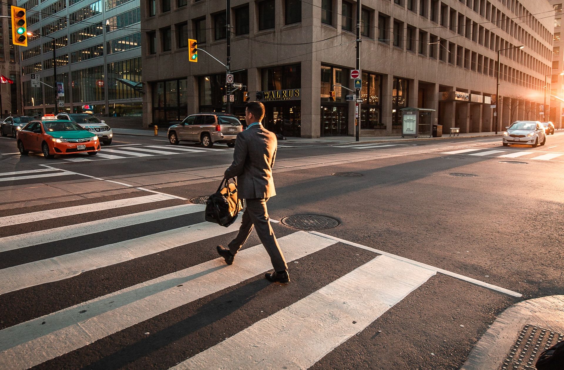 拉丁美洲的世代習(xí)慣和行為調(diào)查