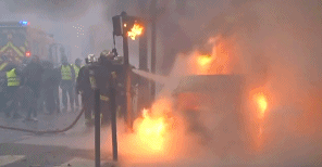 法國(guó)跨境賣(mài)家注意,巴黎暴亂迎來(lái)第三波浪潮 法國(guó)跨境賣(mài)家注意,巴黎暴亂迎來(lái)第三波浪潮